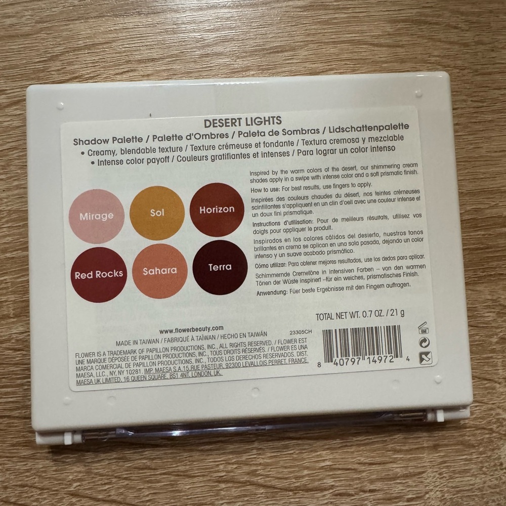 New. Flower Desert Lights Eyeshadow Palette 6 Colors. Blendable, Intense Shimmer - Picture 3 of 6